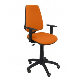 Silla Elche CP bali naranja brazos regulables ruedas de parquet