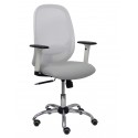 Silla Cilanco blanca malla blanca asiento bali gris brazo regulable base cromada ruedas de parqué